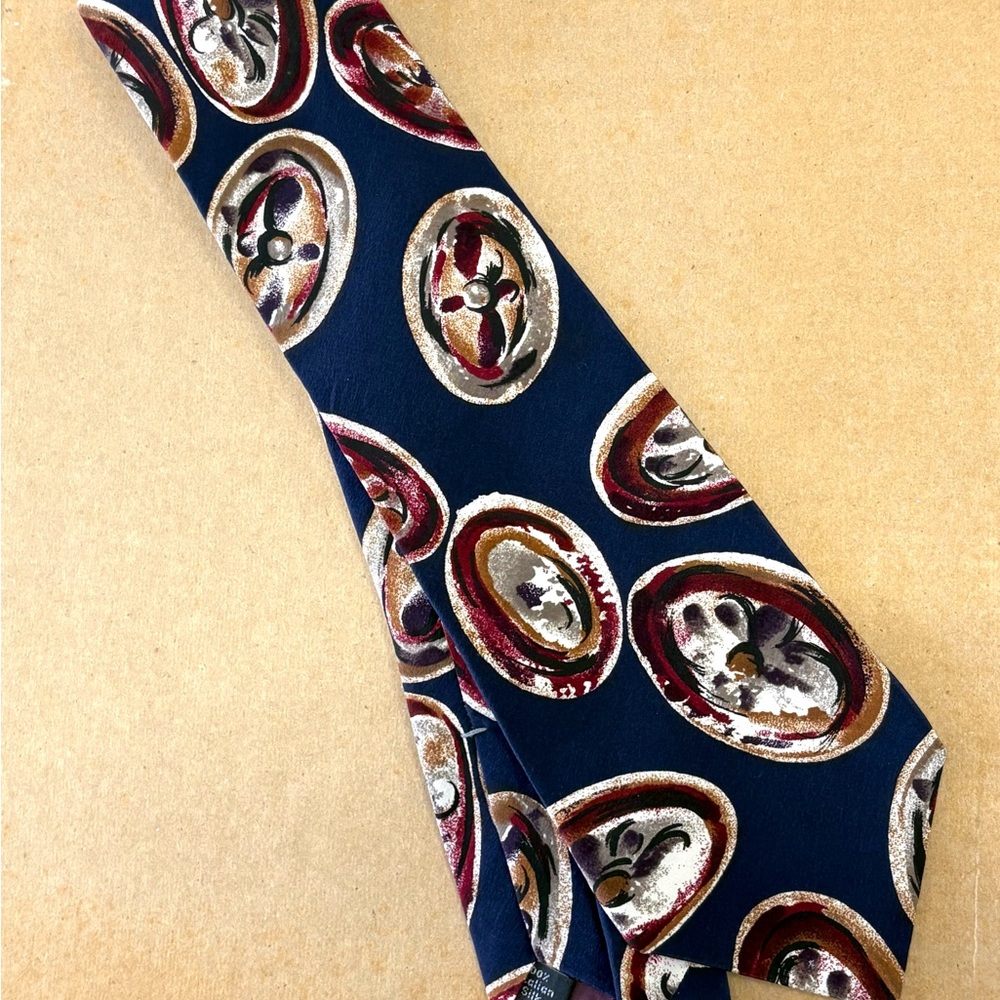 Vintage Halston lll Silk Tie Italy 80’s Oyster Pearl Navy Abstract Mens Necktie